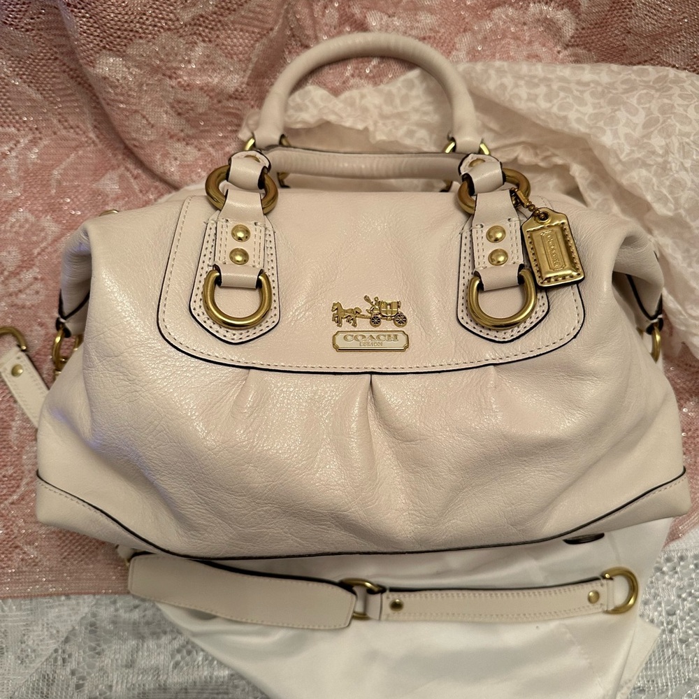 Coach hobo bag